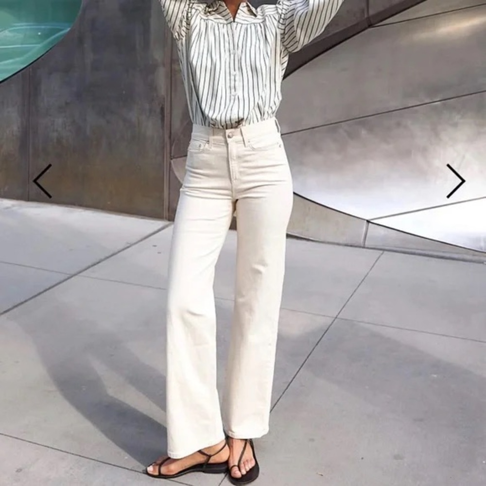 AYR Secret Sauce Women's Cream Jeans. Sandstone color. Size 25S